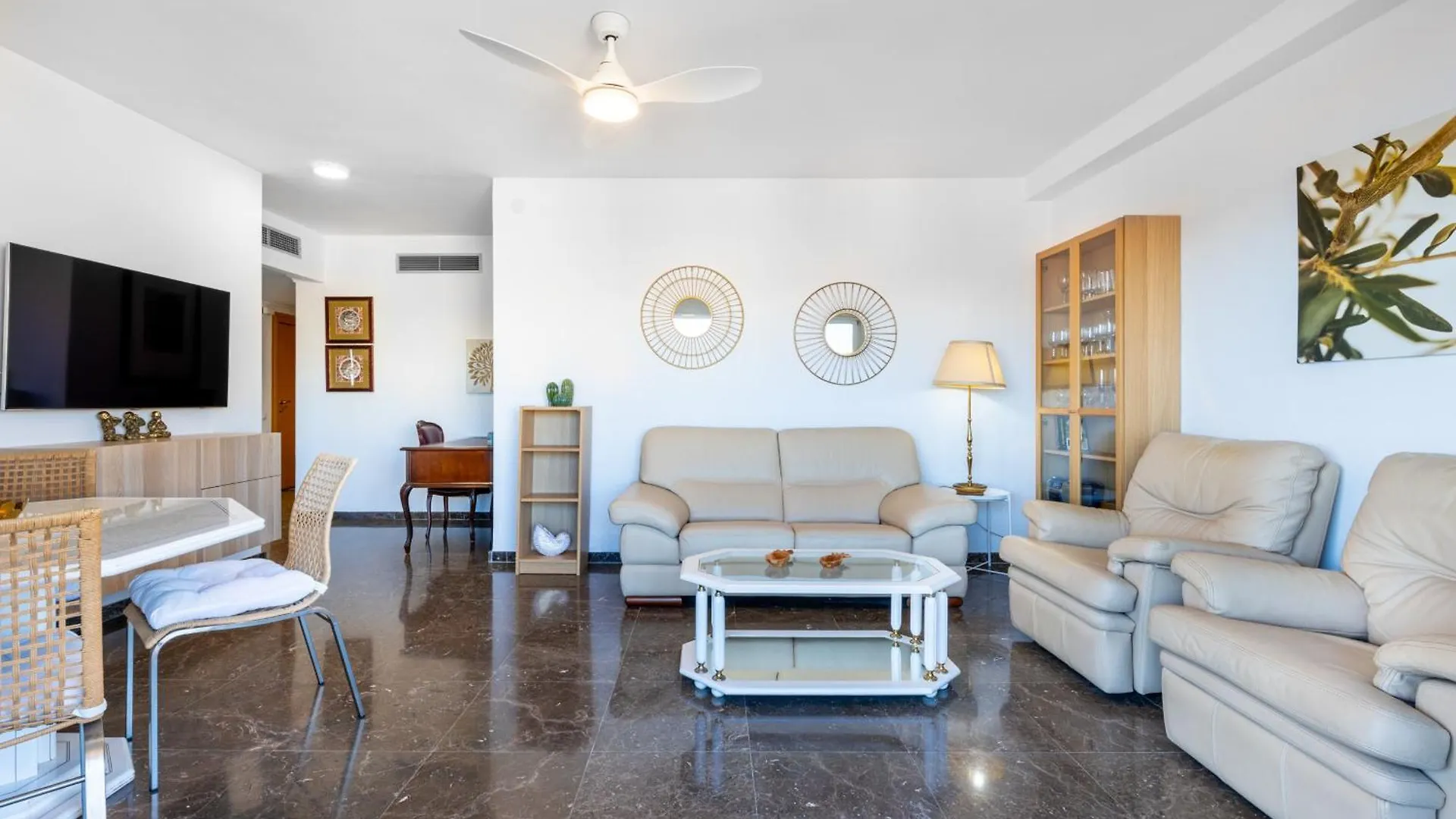 Carihuela II - 2 Bedroom Sea View Apartment Near The Beach Torremolinos