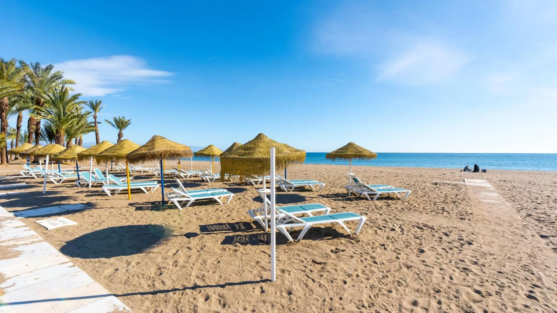 Carihuela II - 2 Bedroom Sea View Apartment Near The Beach Torremolinos